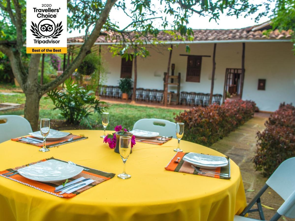 Hotel Hacienda Macedonia บาริชารา ภายนอก รูปภาพ