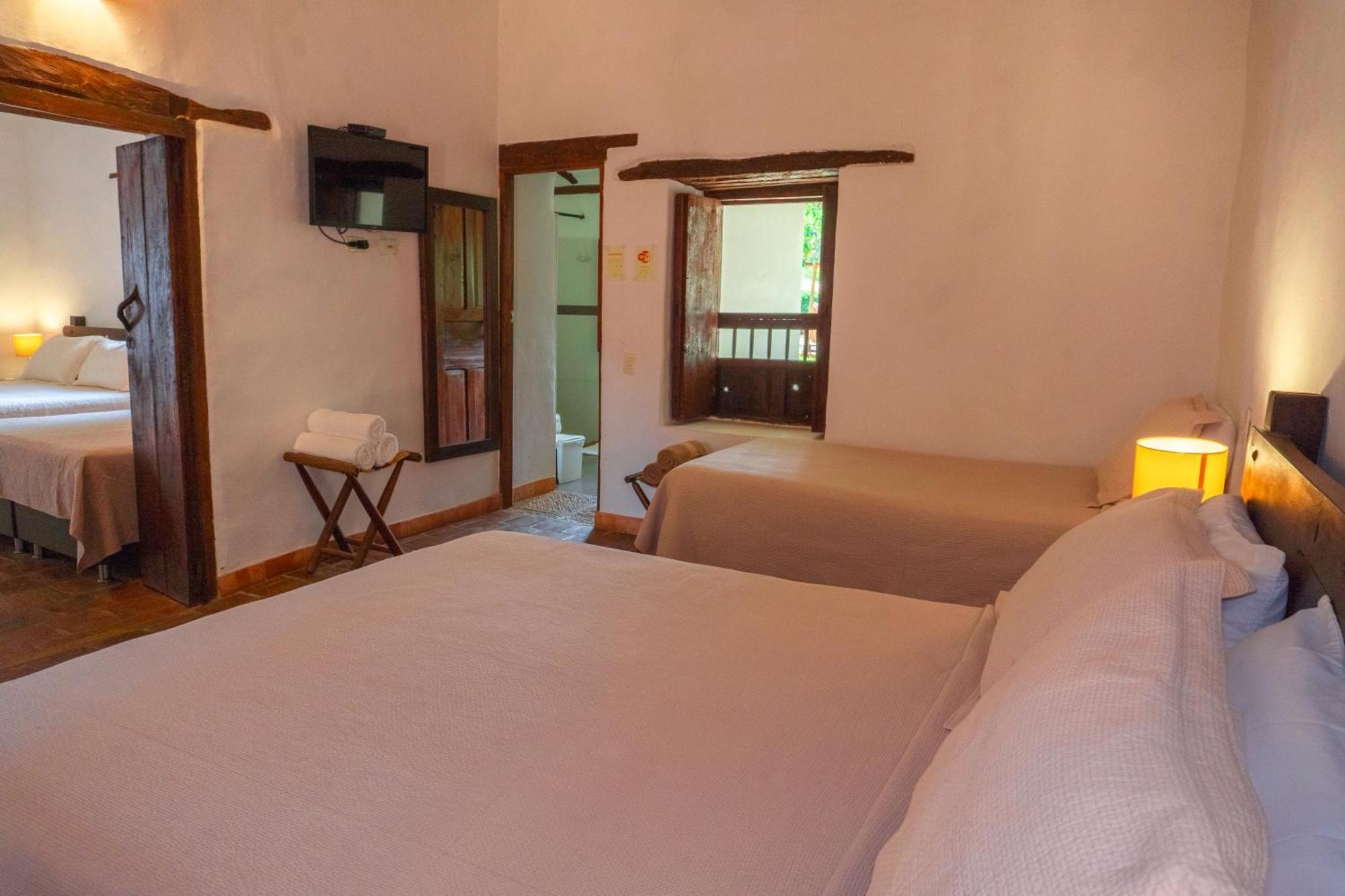 Hotel Hacienda Macedonia บาริชารา ภายนอก รูปภาพ