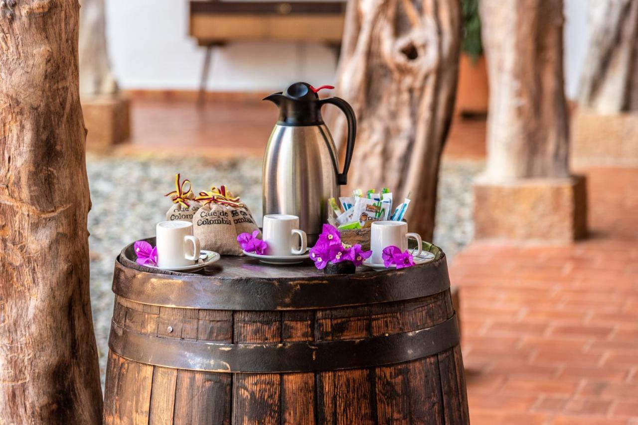 Hotel Hacienda Macedonia บาริชารา ภายนอก รูปภาพ